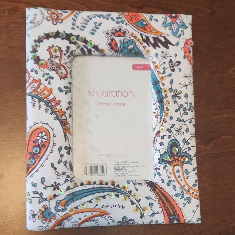 Xhilaration Paisley Photo Frame